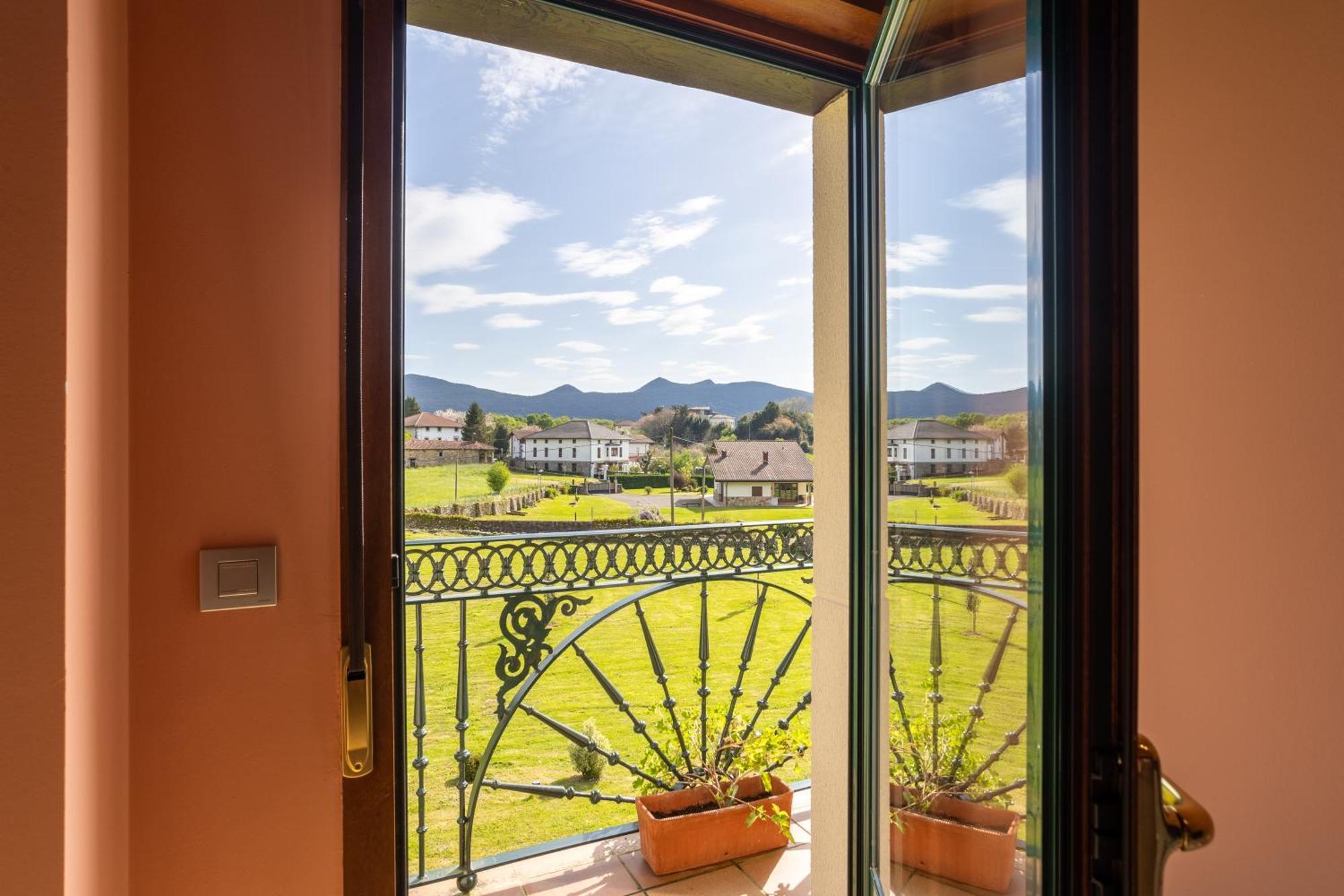 Villa Urdaibai Busturia Exteriér fotografie
